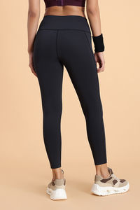 Zelocity Quick Dry Gym Leggings - Black Beauty — thumbnail 4